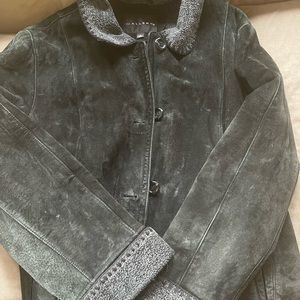Gallery women’s black suede coat size large